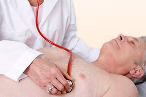 doctors examine hypertensive patients